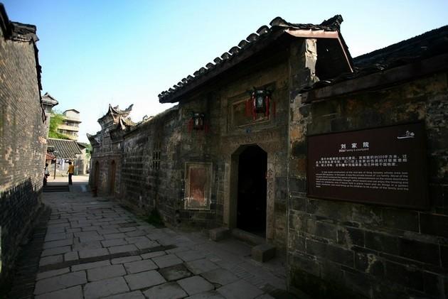 他3岁开始拍电影,7岁就夺得3个国际大奖,什么原因导致考大学落榜了?-专业知识问答网页